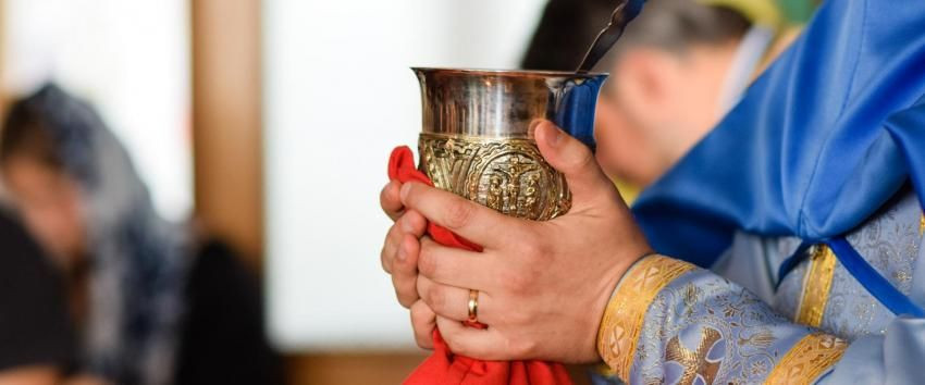 Un preot din Constanța prins beat la volan a dat vina pe vinul de împărtășanie