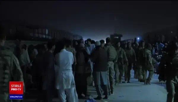 Peste 100.000 de oameni ar trebui scoși din Afganistan până în 31 august. Summit G7 pe această temă