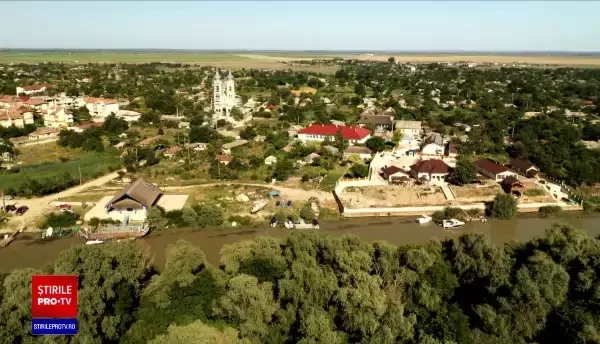 Chilia, raiul din Deltă fără drumuri și canalizare. ”Nu cred că este zi de la Dumnezeu să nu urlu”