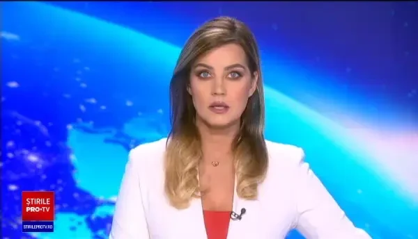 Accident grav pe o șosea din Timiș. O mașină a lovit frontal un camion care venea din sens opus