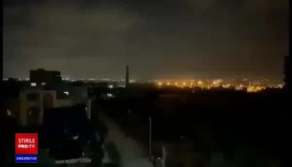 Explozii lângă aeroportul din Kabul, soldate cu cel puțin 13 morți. Amenințare teroristă de la gruparea ISIS-K