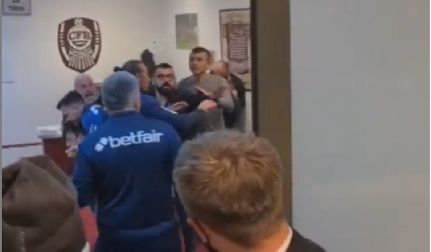 Video. Bătaie la vestiare între oficiali CFR Cluj, după meciul cu Steaua Roşie Belgrad