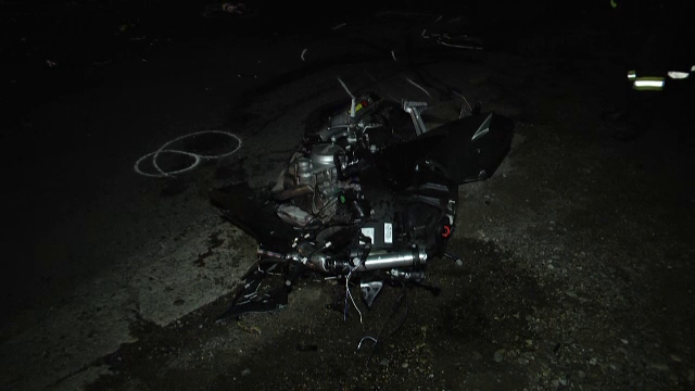 Accident cumplit. Un motociclist de 19 ani a murit, după ce a încercat să evite o mașină care i-a tăiat calea brusc