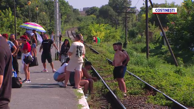 Condiții inumane în gările de pe litoral. „N-avem toalete, nu avem unde să stăm la umbră”