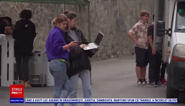 Platforma care centralizează activitatea voluntarilor din România. Ce beneficii au