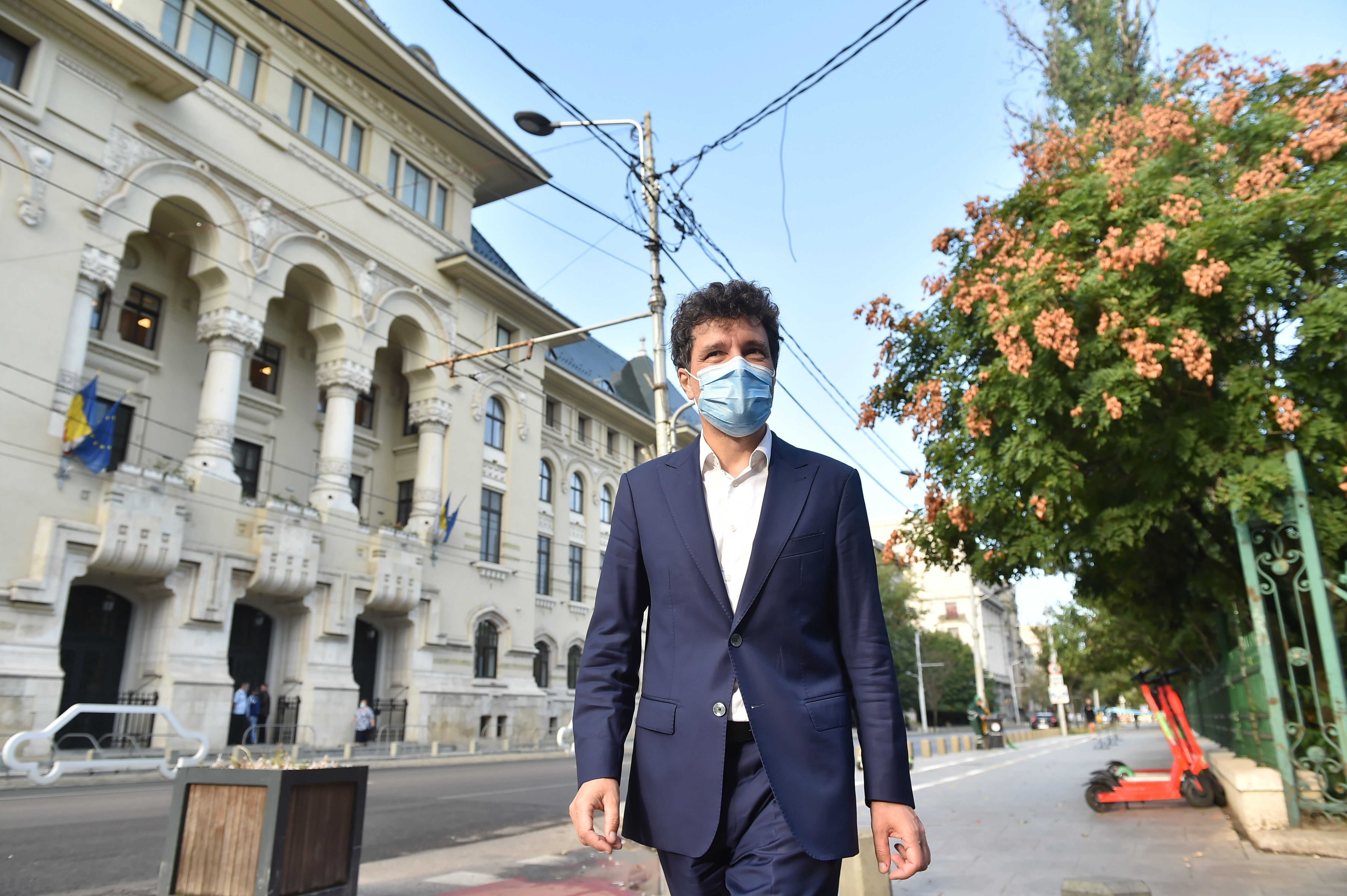 Aleșii locali vor avea salarii mărite și cu câteva mii de lei. Cât va câștiga primarul Capitalei