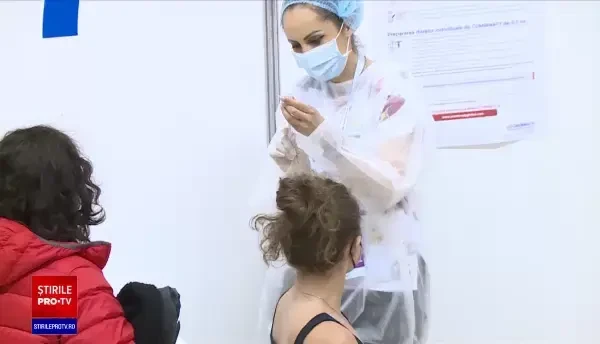 2020 vs 2021. Cum arată situația cazurilor de COVID în România anul acesta față de anul trecut