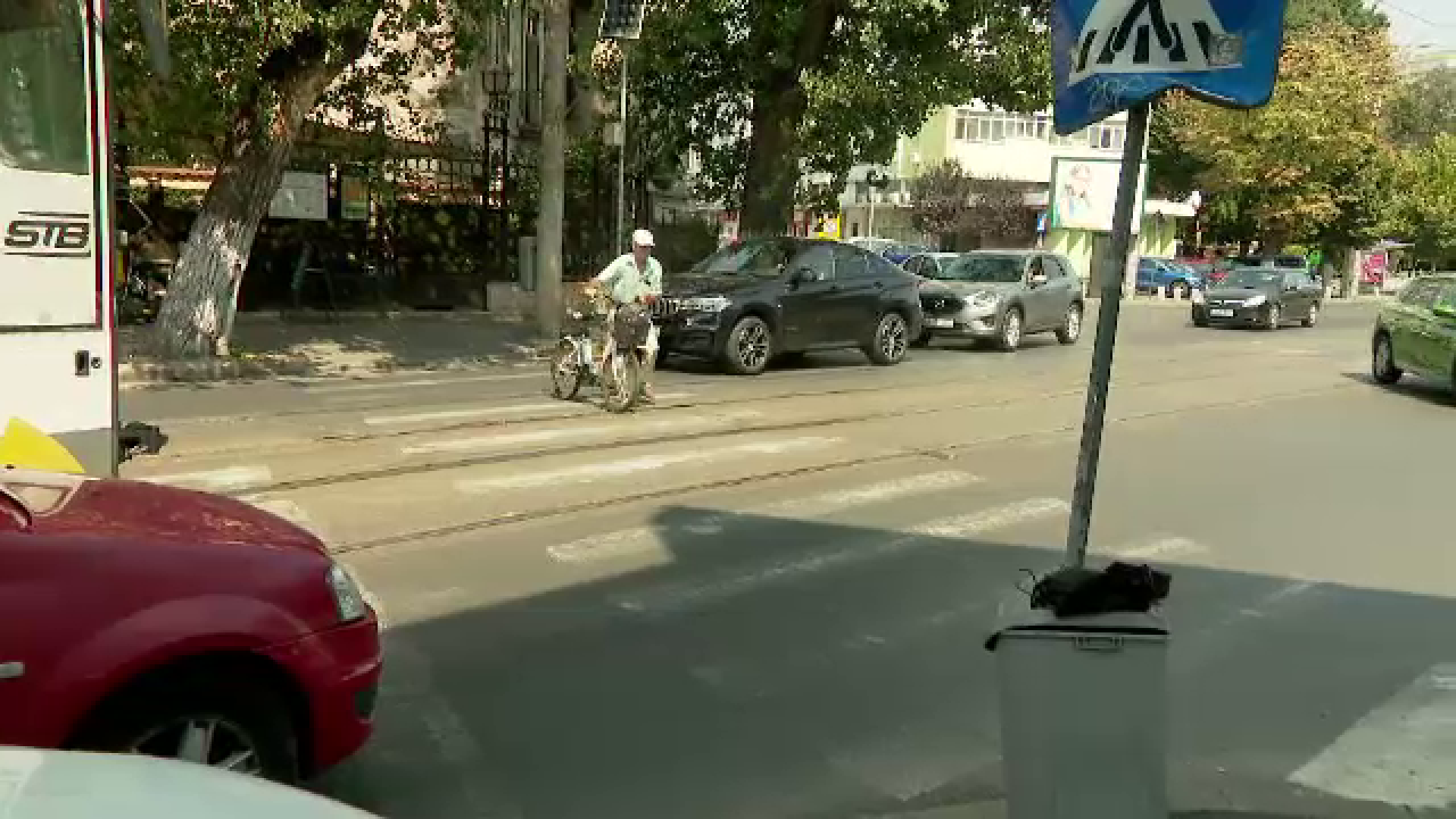 Lipsa indicatoarelor și marcajelor rutiere contribuie masiv la producerea accidentelor pe șoselele din România