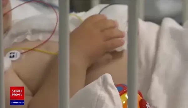 Peste 80 de copii sunt internați în secțiile Covid ale spitalelor din toată țara