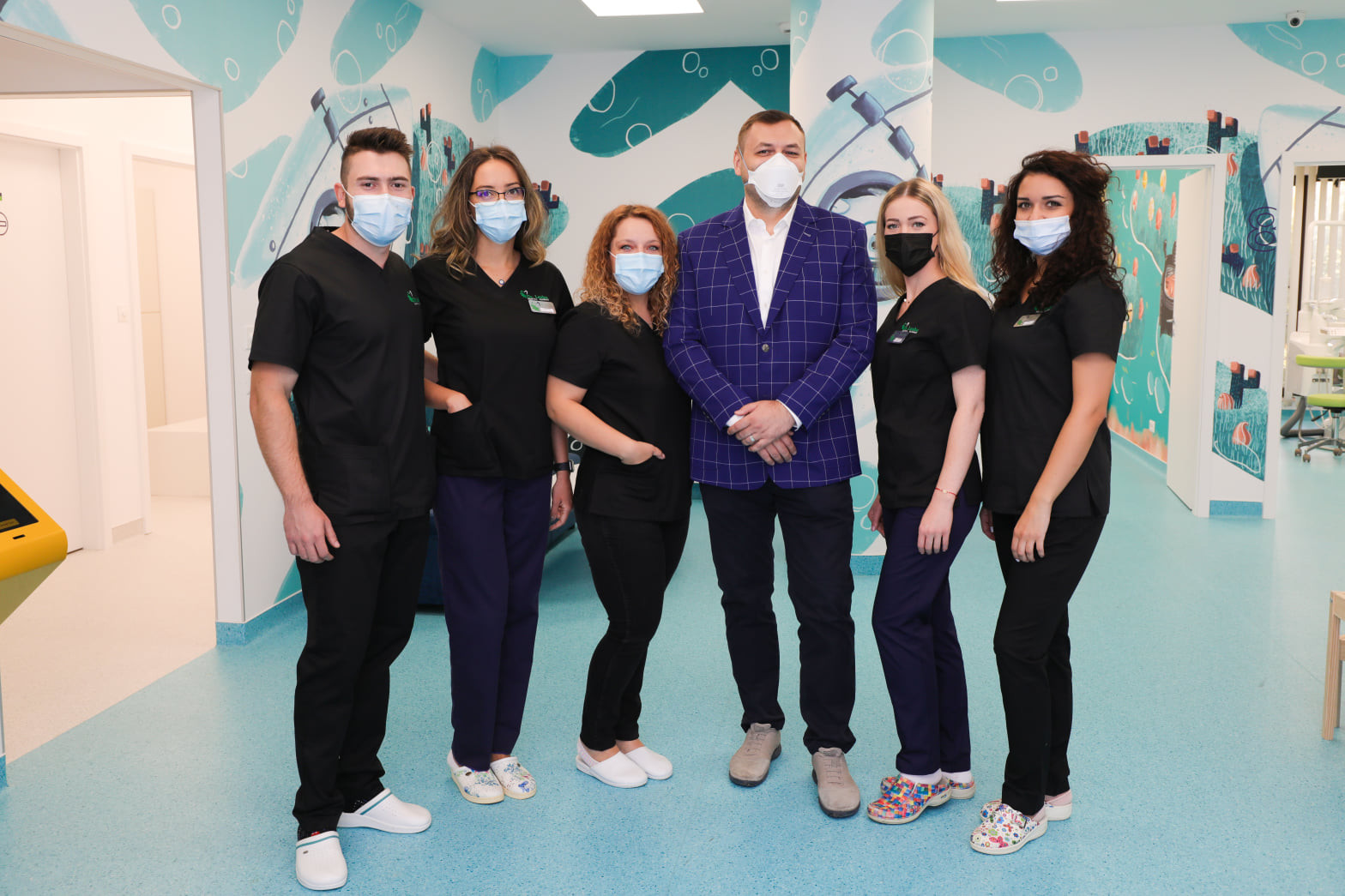 Turismul dentar, o afacere de succes pentru clinicile dentare din Rom&acirc;nia