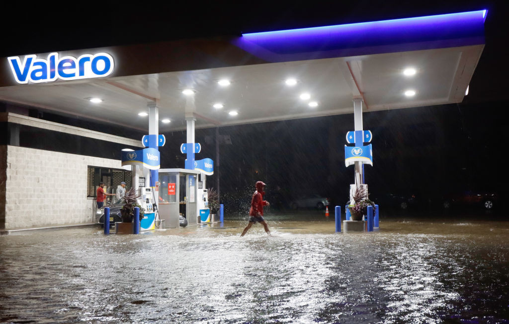 A fost declarată, în premieră, stare de urgență în New York, din cauza precipitațiilor record. 14 persoane au murit