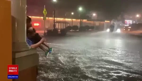 A fost declarată, în premieră, stare de urgență în orașul New York, din cauza precipitațiilor record. VIDEO