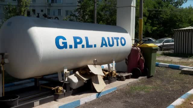 Scurgere de gaz la un SKID GPL din Târgoviște. Pompierii au intervenit la fața locului
