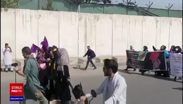 Forţele speciale talibane au pus capăt brutal unui protest al femeilor în Kabul