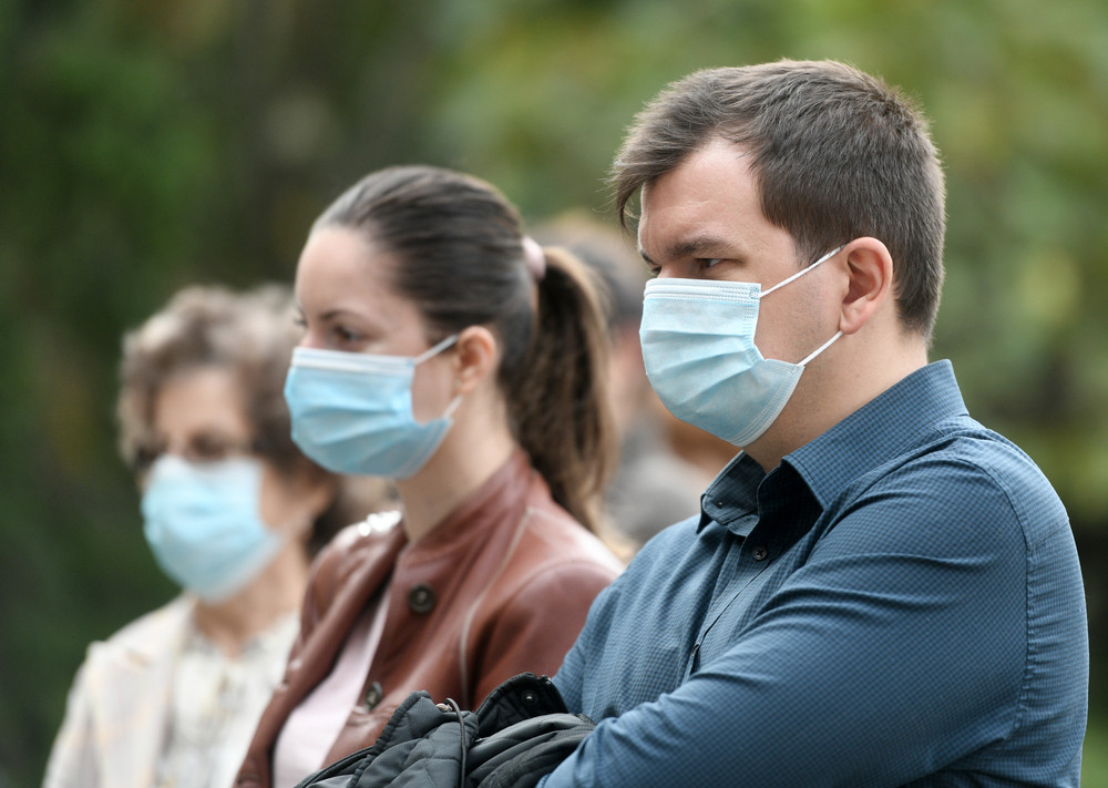 Bode: Vom veni cu un ordin în care vom explica exact care sunt excepţiile privind masca