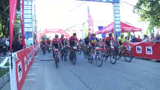 Competiție ciclistă pentru copiii bolnavi de cancer, în Dâmbovița. Traseul a fost o adevărată provocare