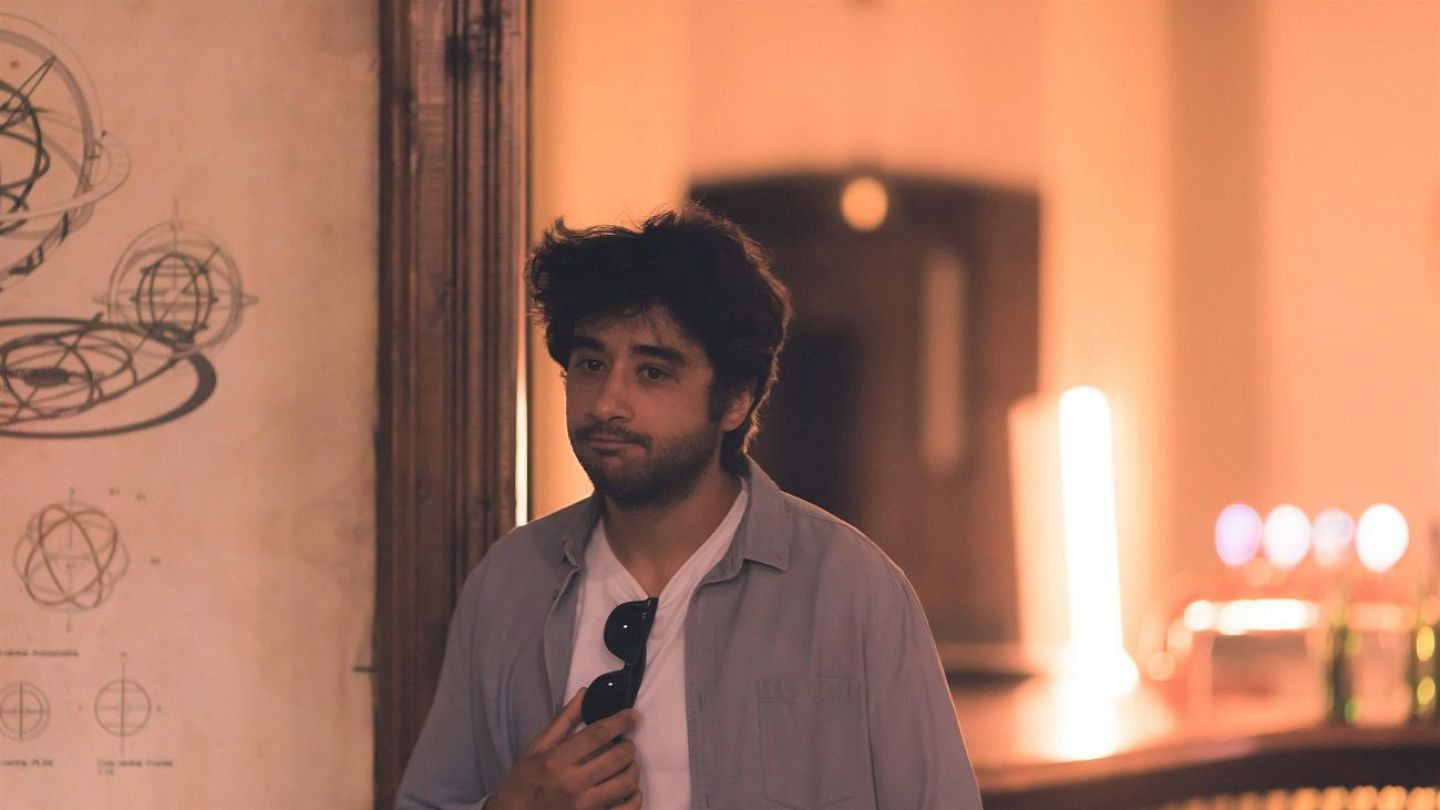 Reacțiile oamenilor care îndrăznesc să înfrunte o vedetă spun totul despre ce înseamnă să ai curaj