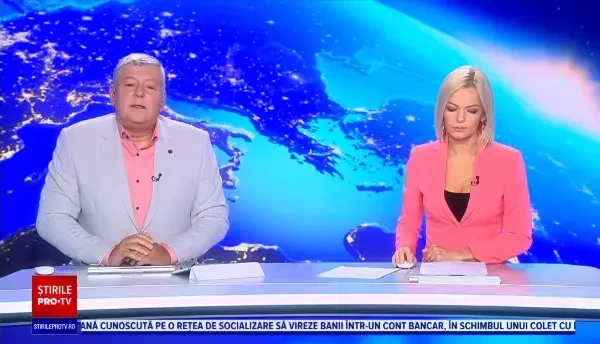 Paradă de bărci, la Veneția. Unele sunt construite după tehnici din secolul al 16-lea