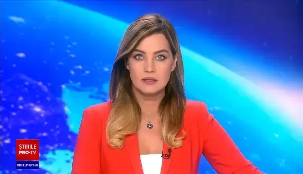 Urmărire ca în filme în Sibiu. Un șofer fără permis a făcut accident, iar mașina poliției a lovit o bordură