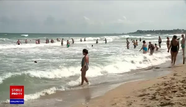 Se anunță un weekend cu vreme frumoasă pe litoral. Surprize pentru turișitii care vor merge în cluburi