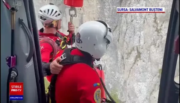 Operațiune complexă a salvatorilor montani, în Munții Bucegi. Un alpinist de 62 de ani a căzut în gol de la 12 metri