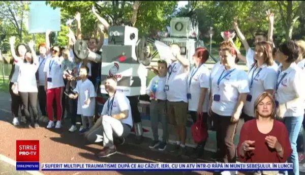 Competiție inedită în România. Bărcuțe din materiale reciclabile s-au întrecut pe Bega