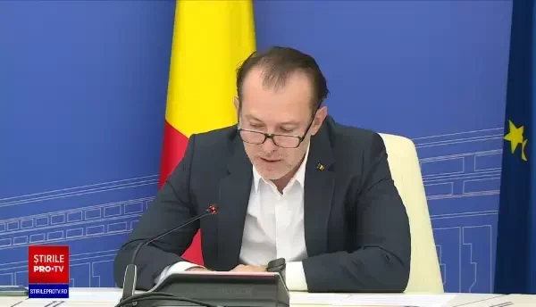 Vacanța de vară a luat sfârșit. De luni, aproape trei milioane de elevi se întorc în bănci. Însă, sunt și excepții