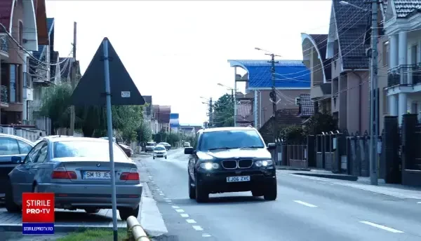 Casele din Țara Oașului, prea scumpe pentru a fi vândute, dar magnet pentru turiști: Asta seamănă cu Sagrada Familia