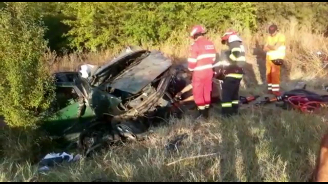 Accident grav pe DN 6. O persoană a murit, iar alte două au ajuns la spital