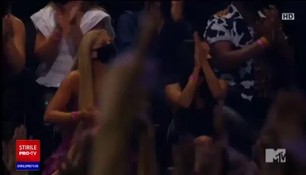 Apariție uimitoare a Madonnei la gala MTV. Cum arată diva la 63 de ani în costum de piele