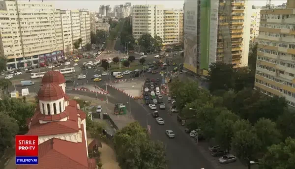 Aglomerație în trafic, în prima zi de școală. Șoferii riscă amenzi pentru a câștiga câteva minute