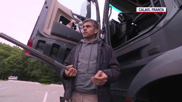 Imagini surprinse în flagrant. Rețelele de trafic de migranți câștigă miliarde de euro