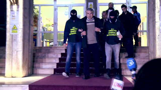 Cum se apără Burnei în instanță: Susține că alerga după părinții pacienților să le dea banii înapoi