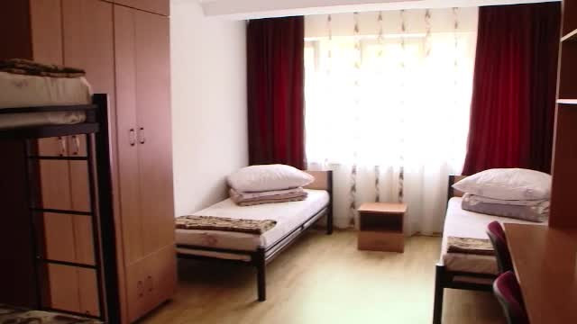 Universităţile decid cum se vor desfăşura cursurile. La Cluj, doar studenții imunizați primesc camere în cămin