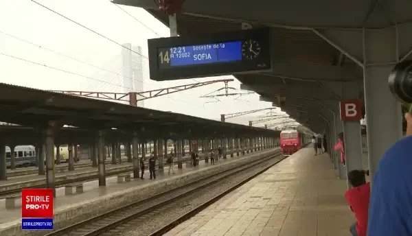 Trenul simbol al Europei, “Connecting Europe Express”, a ajuns în Gara de Nord