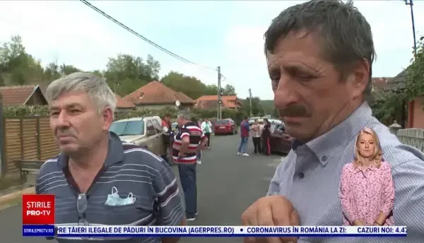 Localnicii unei comune din Gorj, teorizați de un fost pușcăriaș. Bărbatul a atacat polițiștii cu o secure
