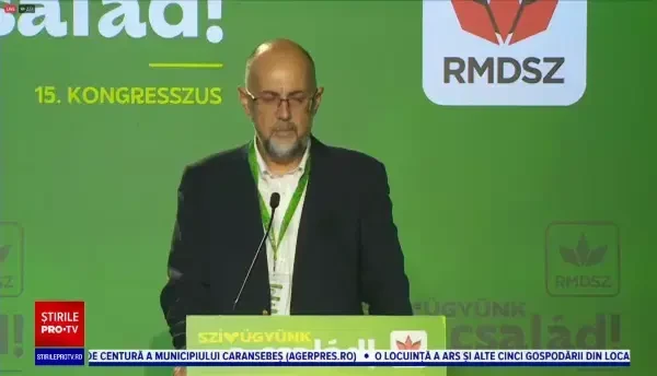 Kelemen Hunor, la congresul UDMR: „În 13 ani, am schimbat 13 guverne. Unde să mai fie, și loc de eficiență”