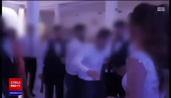 Momentul în care mirele din Băile Felix este aruncat în aer de prieteni și scăpat. În ce stare se află tânărul