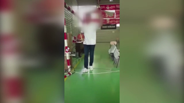 Petrecere într-un centru de vaccinare din Botoșani. Cadrele medicale s-au filmat în timp ce dansau pe manele