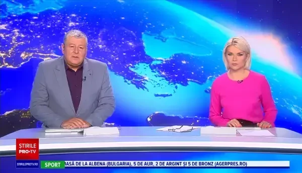 Accident grav la raliul din Câmpulung Muscel. O mașină s-a lovit de marginea drumului și s-a rostogolit de câteva ori în aer