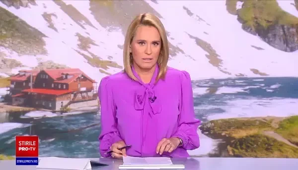 Prima zăpadă pe Transfăgărășan. S-a intervenit cu material antiderapant în zona Bâlea Lac. VIDEO