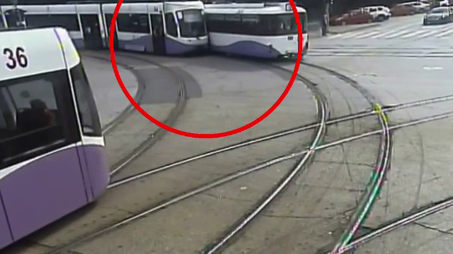 Două tramvaie s-au ciocnit, în Timișoara. Vina a fost a unuia dintre vatmani
