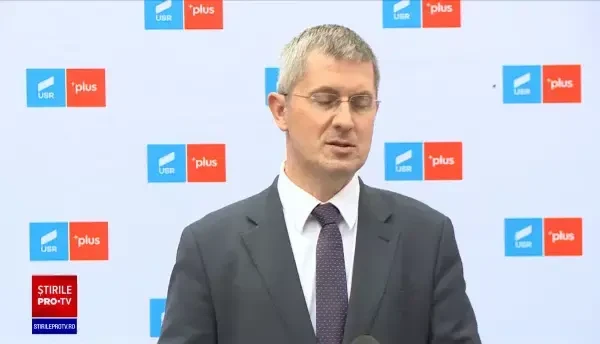 Alegerile în USR-PLUS intră în turul al doilea. Cioloş a obţinut cele mai multe voturi