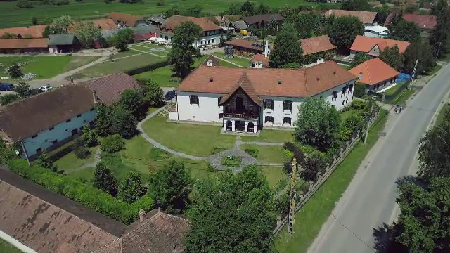 Ținutul celor 100 de castele și conace, e sloganul sub care proprietarii din Covasna invită turiștii să le descopere povestea