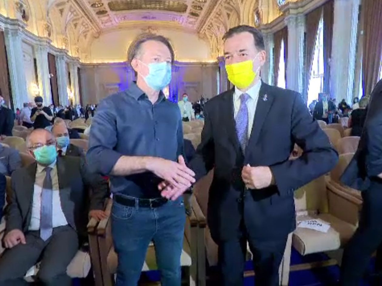 Pregătiri în toi pentru congresul PNL de sâmbătă. Ce șanse au Florin Cîțu și Ludovic Orban