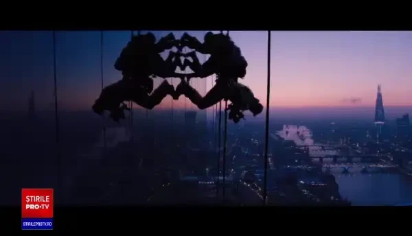 Actorul Daniel Craig a fost numit comandor onorific al Royal Navy