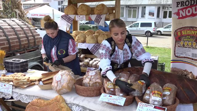 A început târgul de toamnă de la Alba Iulia. Care sunt cele mai căutate produse