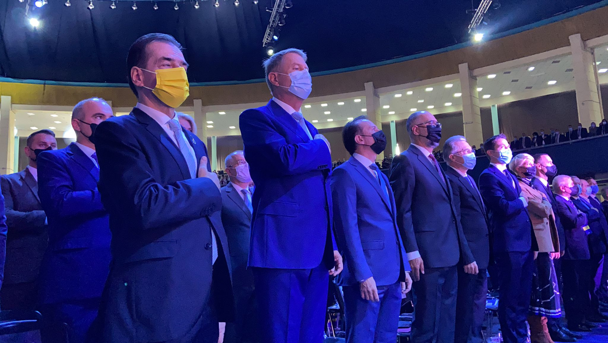 Procurorii au deschis două dosare penale în legătură cu nerespectarea normelor sanitare la Congresul PNL (surse)