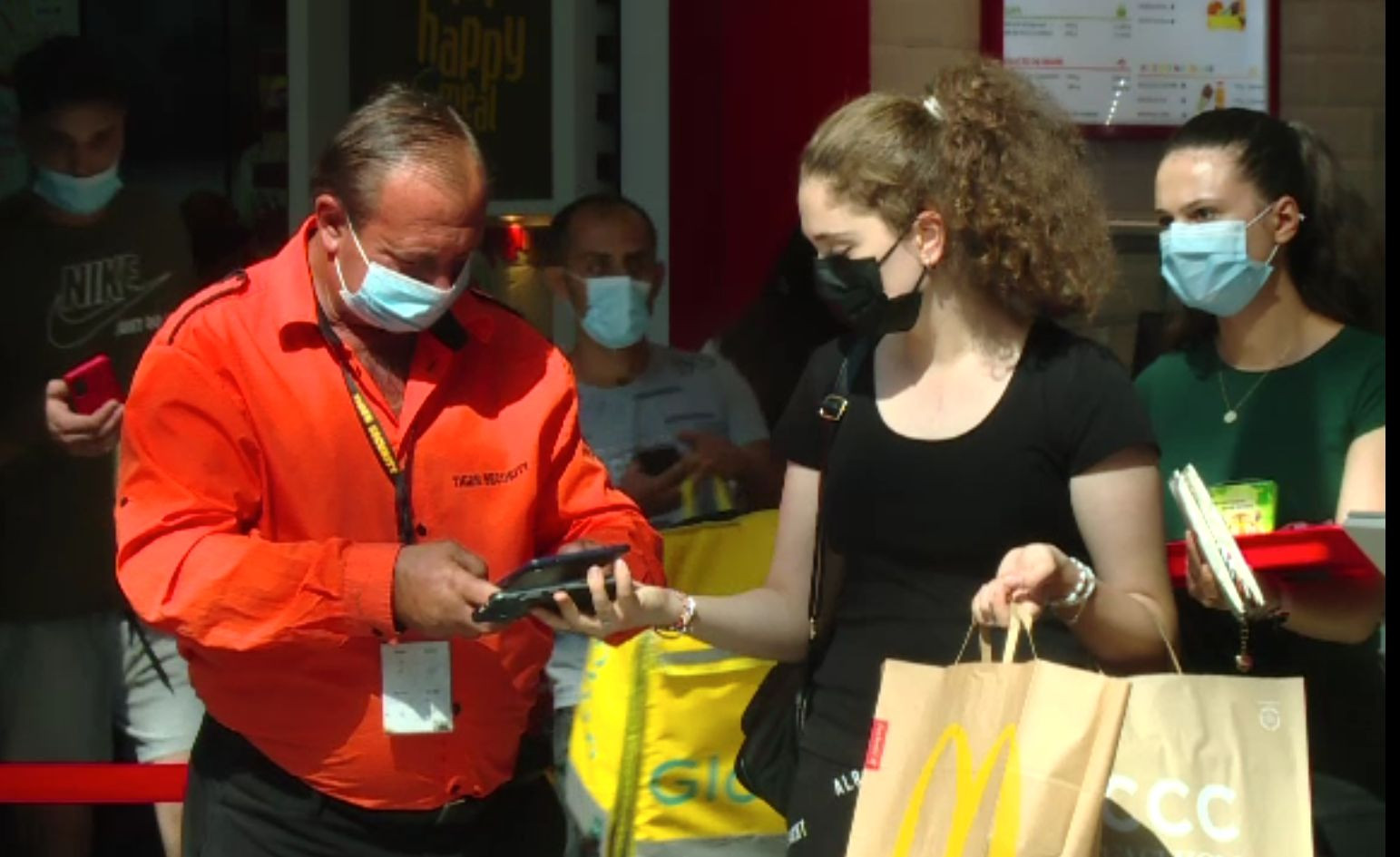 Prefectul Constanței, mesaj pentru cei care nu mai pot intra în mall-uri: „Să facă o vizită la un centru de vaccinare”