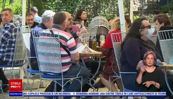 Capitala a intrat în scenariul roșu. În ce situații este nevoie de certificatul verde